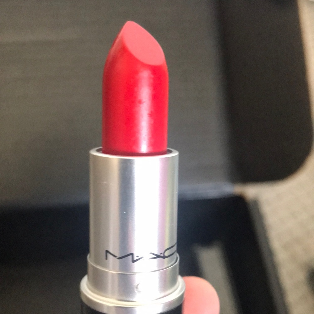 MAC || Red Rock lipstick
